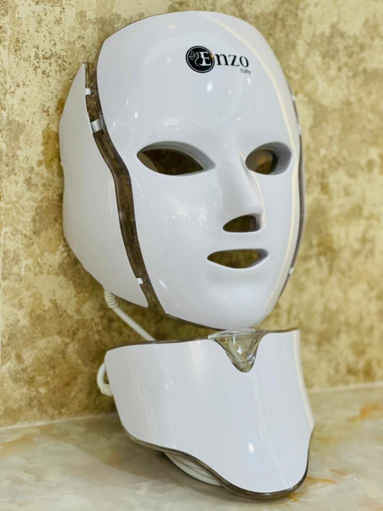 ماسک ال ای دی نقابی نور درمانی صورت برند انزو